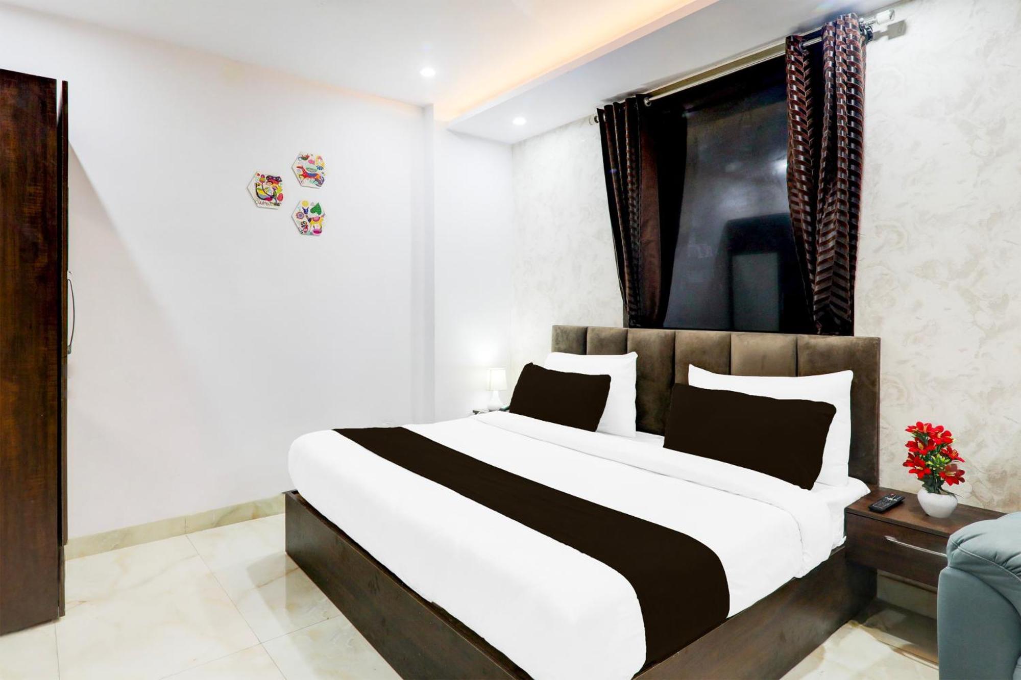 Super Townhouse Shaheed Path Near Ambedkar University Formerly Kings Paradise Bijnaur Ngoại thất bức ảnh